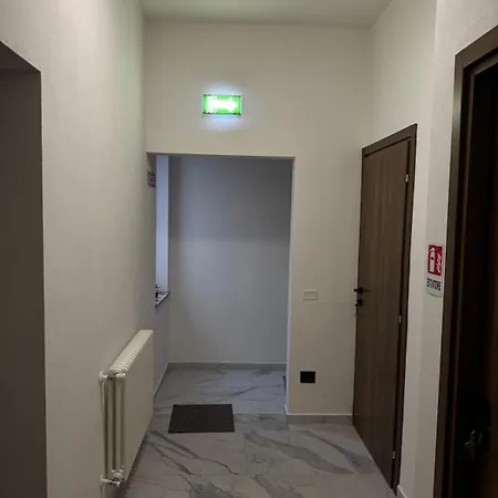 Fiore Di Pietra 2 فيرونا